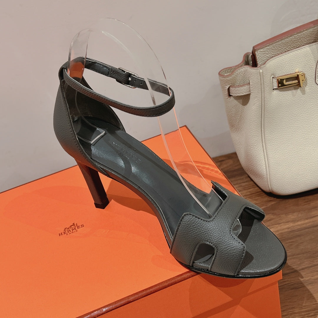 Hermes Premiere 105 Sandal in Dark Gray Calfskin