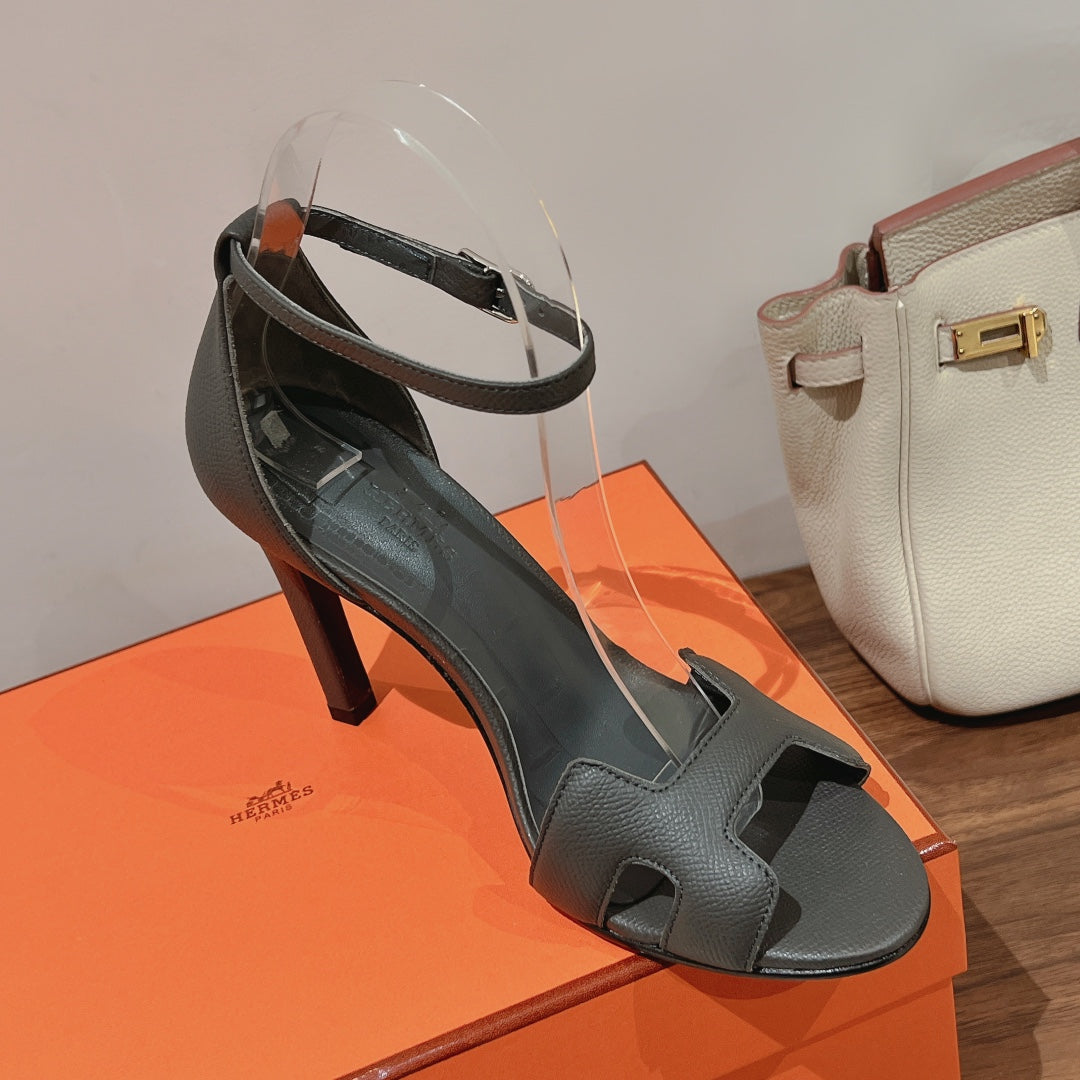 Hermes Premiere 115 Sandal in Dark Gray Calfskin