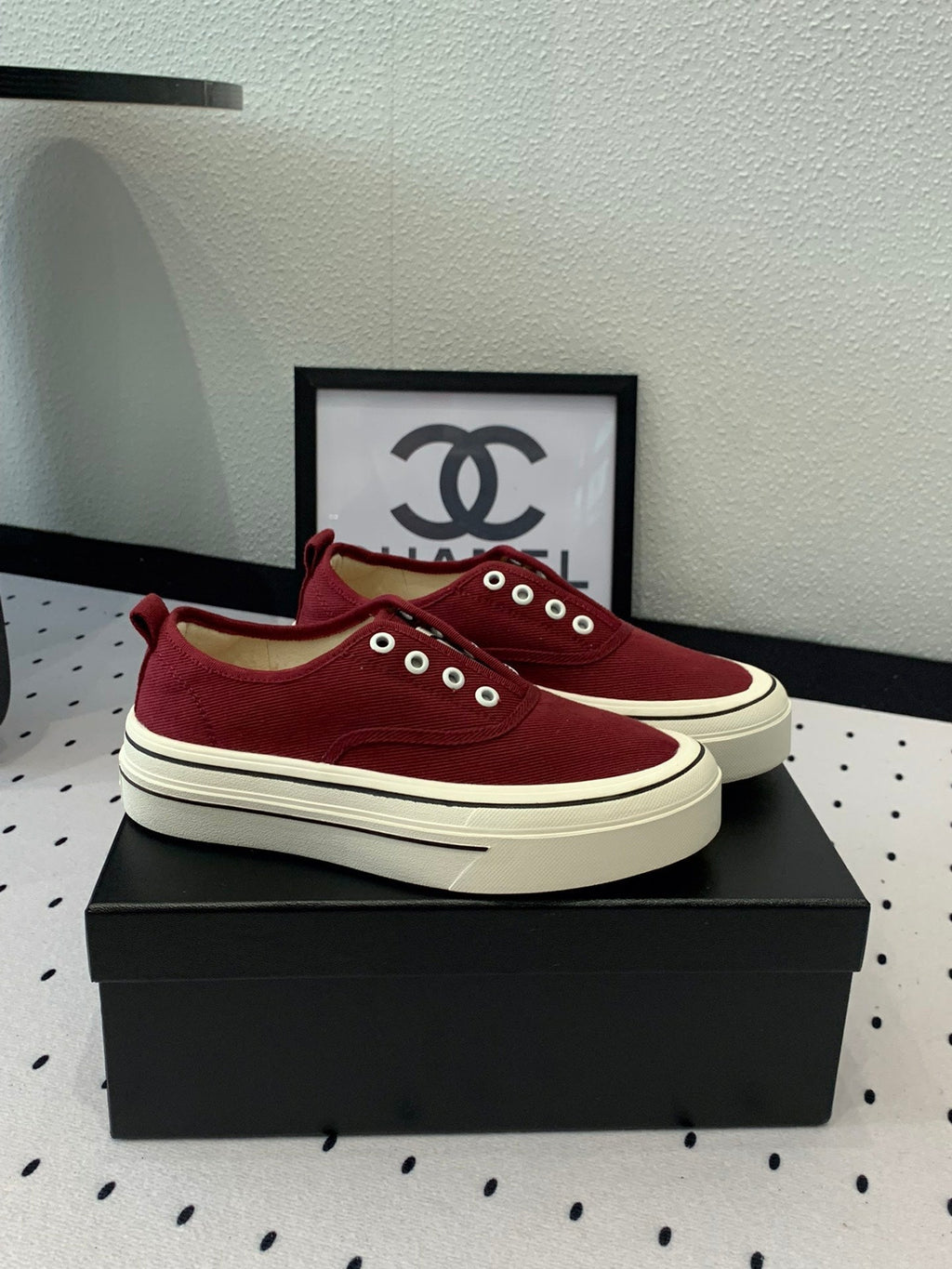 Chanel Laceless Sneakers Platform in Rosewood Canvas