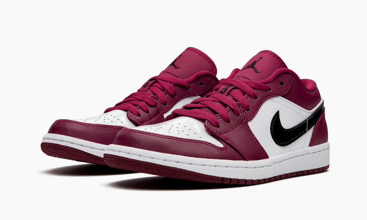 Air Jordan 1 Low "Noble Red" Sneakers