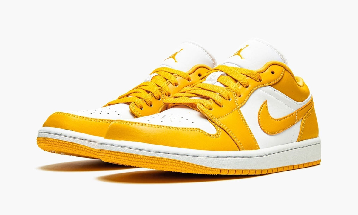 Air Jordan 1 Low "Pollen" Sneakers