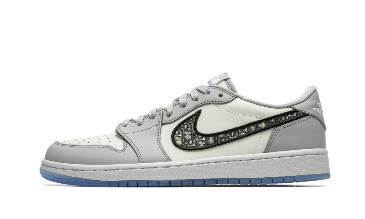 Air Jordan 1 Low Dior Sneakers