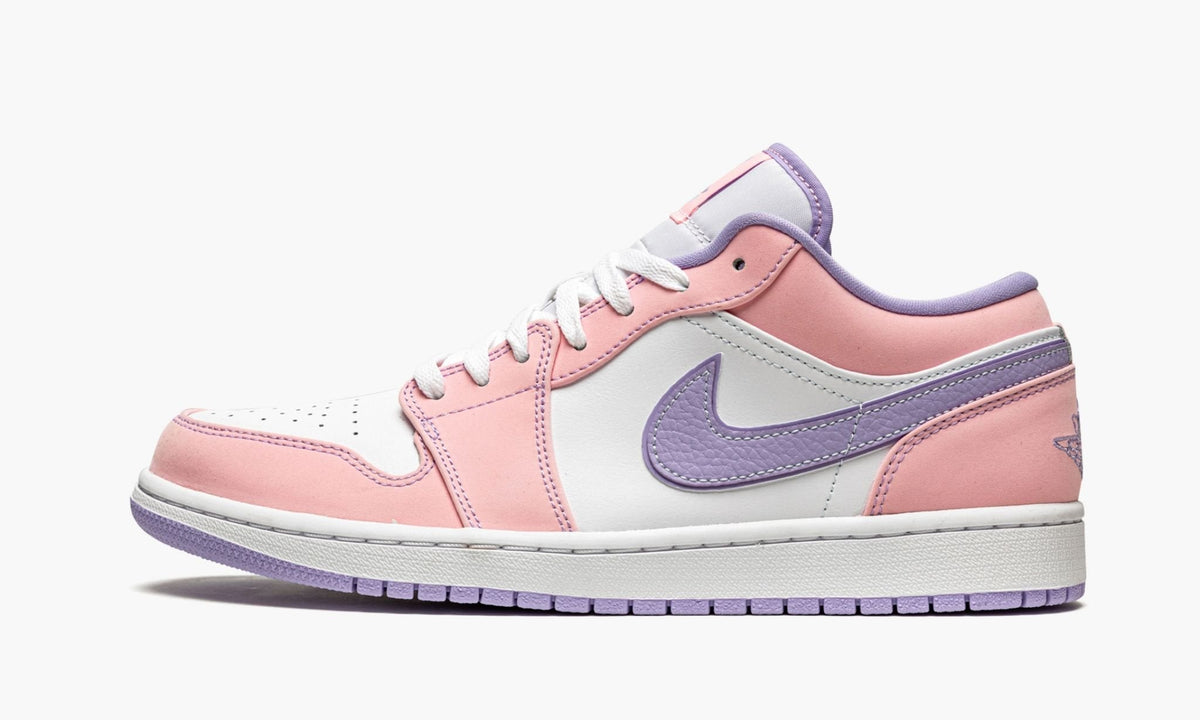 Air Jordan 1 Low SE "Arctic Punch" Sneakers