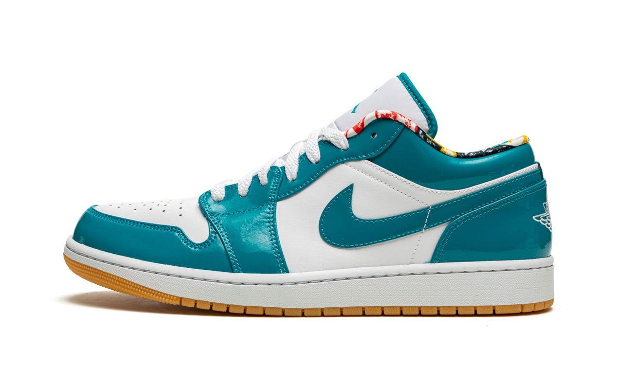 Air Jordan 1 Low SE "Barcelona" Sneakers