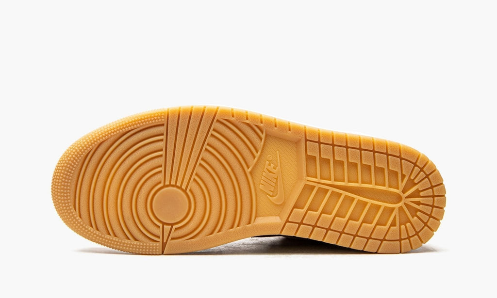 Air Jordan 1 Low SE "Light Curry" Sneakers