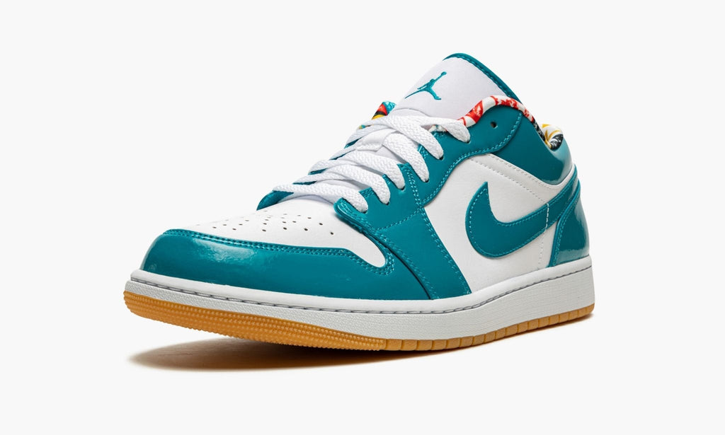 Air Jordan 1 Low SE Barcelona Sneakers
