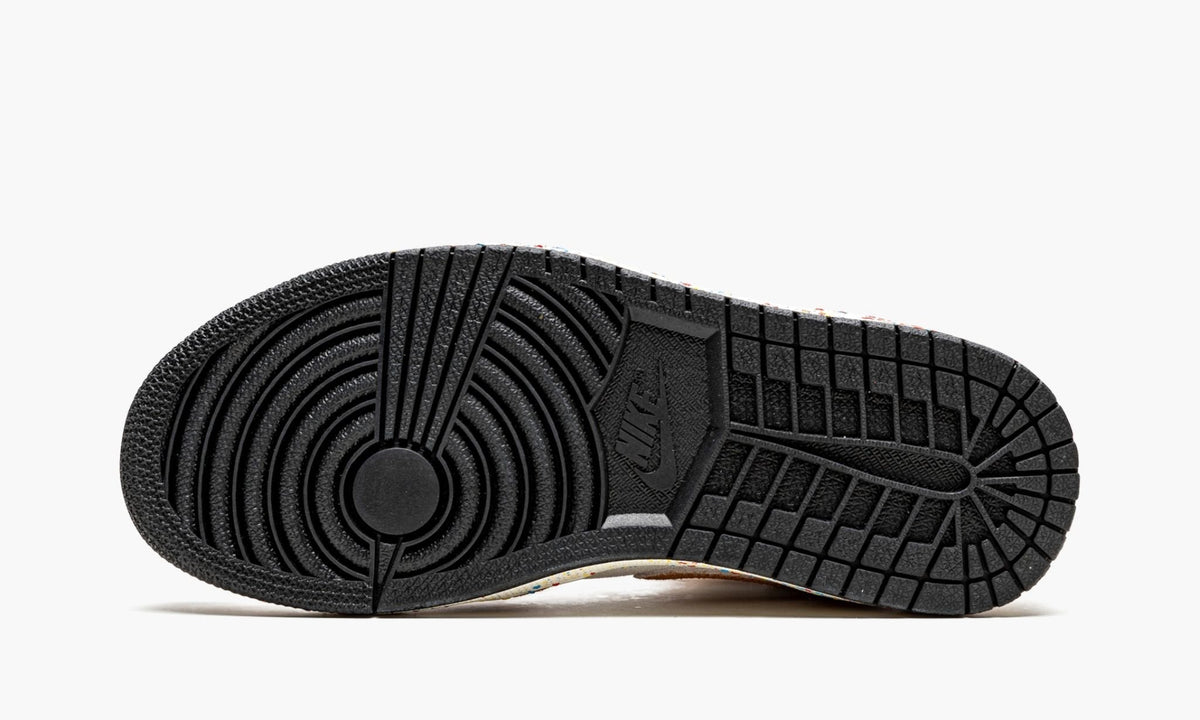 Air Jordan 1 Mid SE "Brushstroke" Sneakers