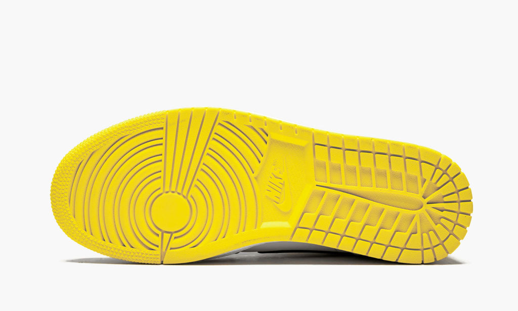 Air Jordan 1 MID SE "Yellow Toe" Sneakers