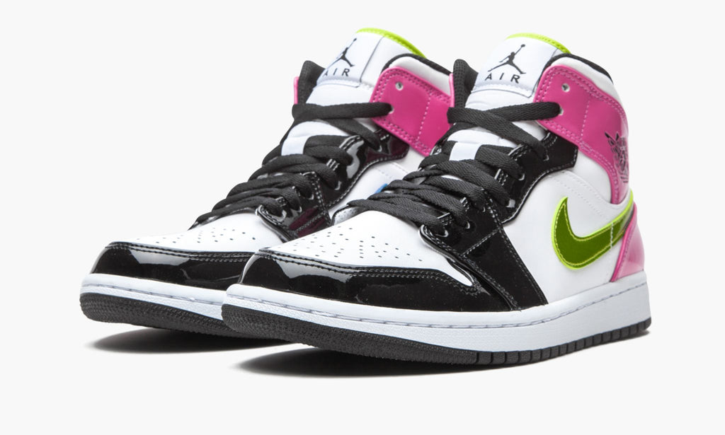 Air Jordan 1 Mid SE Cyber / Active Fuchsia Sneakers