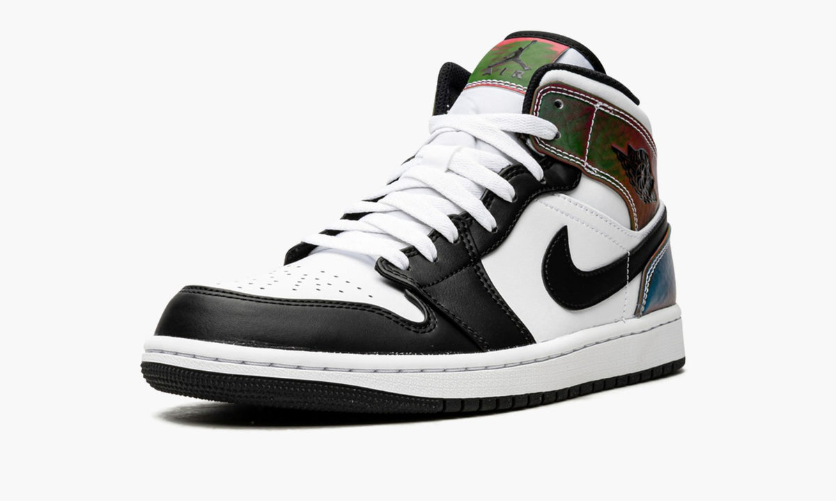 Air Jordan 1 Mid SE Heat Reactive Sneakers