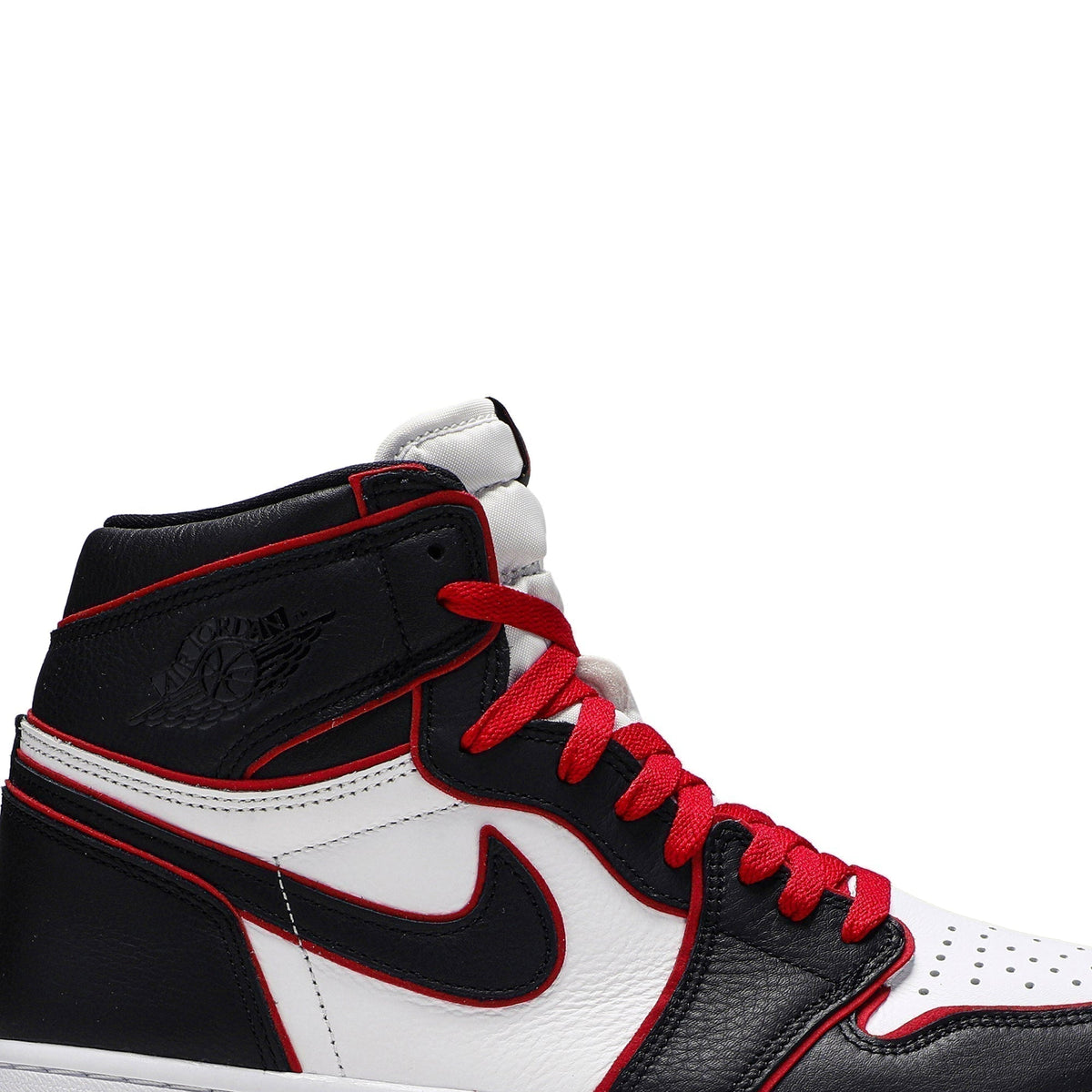 Air Jordan 1 Retro High OG 'Bloodline' 555088-062 Sneakers
