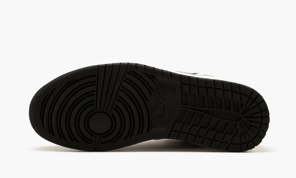 Air Jordan 1 Retro High OG "RE2PECT" Sneakers