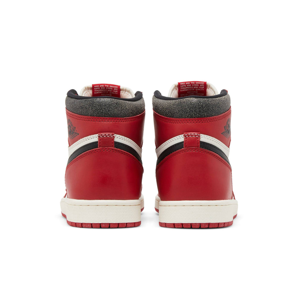 Air Jordan 1 Retro High OG Chicago Lost & Found DZ5485-612 Sneakers