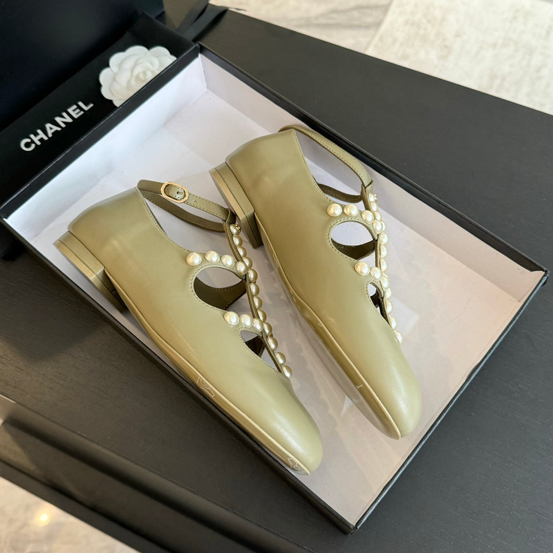 Chanel Mary Janes Shoes Ecru Beige Goatskin with Faux Pearl