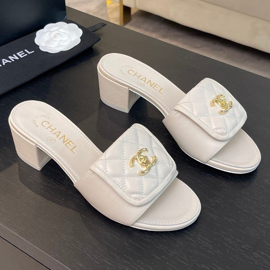 Chanel Mid-Heel 5 cm Mule in White Lambskin