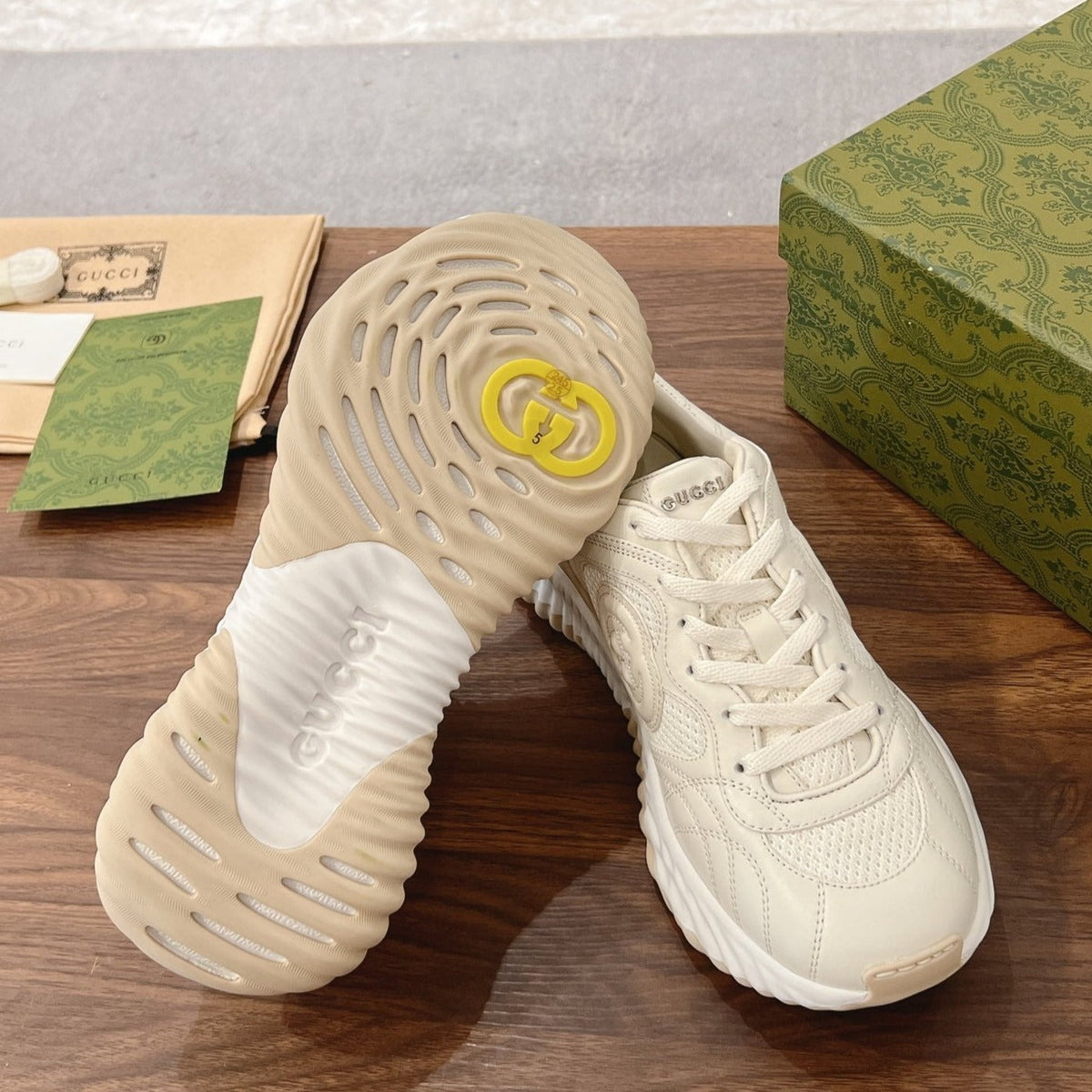 Gucci Ripple Sneaker Cream