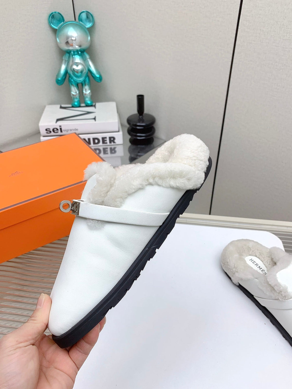 Hermes Slip-On Mule in White Calfskin and Shearling Lining