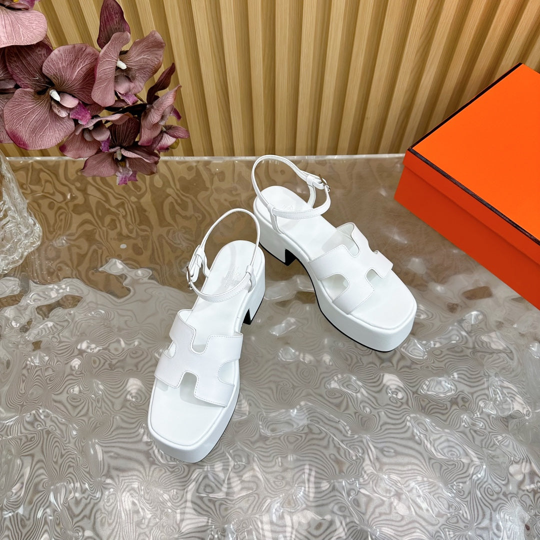 Hermes Jam 30 Sandal in White Calfskin