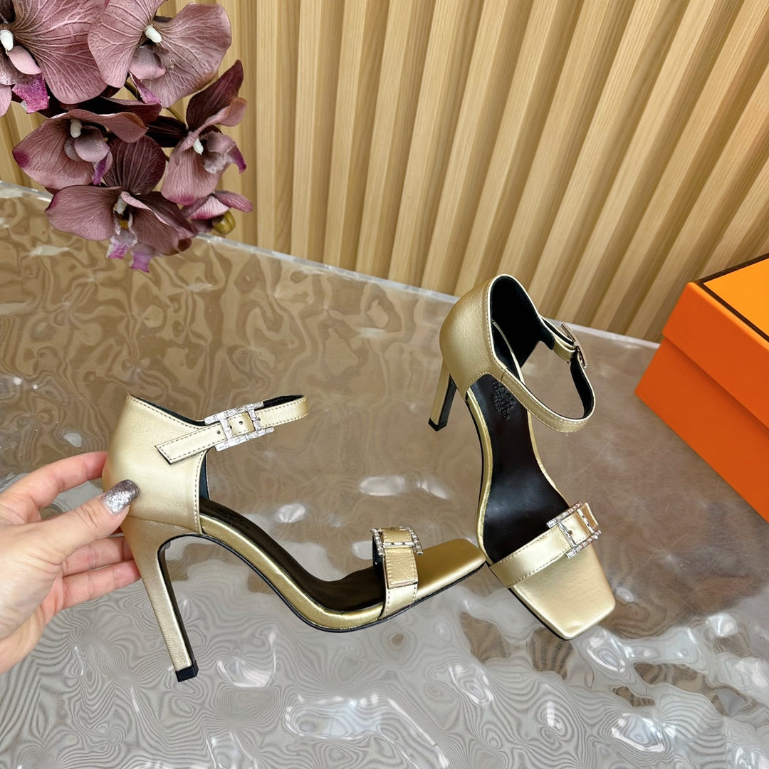 Hermes July Sandal 105 mm in Light Gold Calfskin