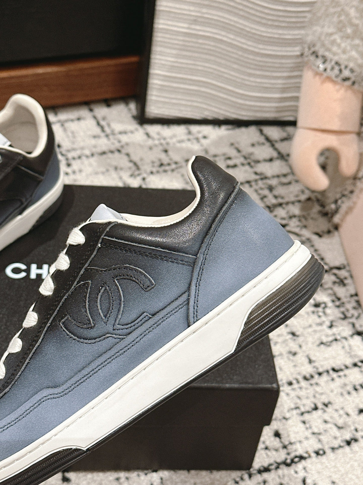 Chanel Sneaker in Black Mix Cool Gray Hand-Polished Calfskin 977825
