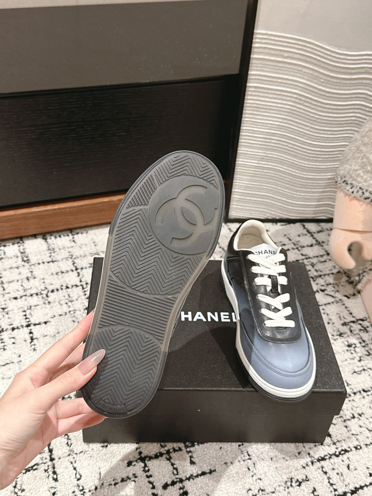 Chanel Sneaker in Black Mix Cool Gray Hand-Polished Calfskin 977825