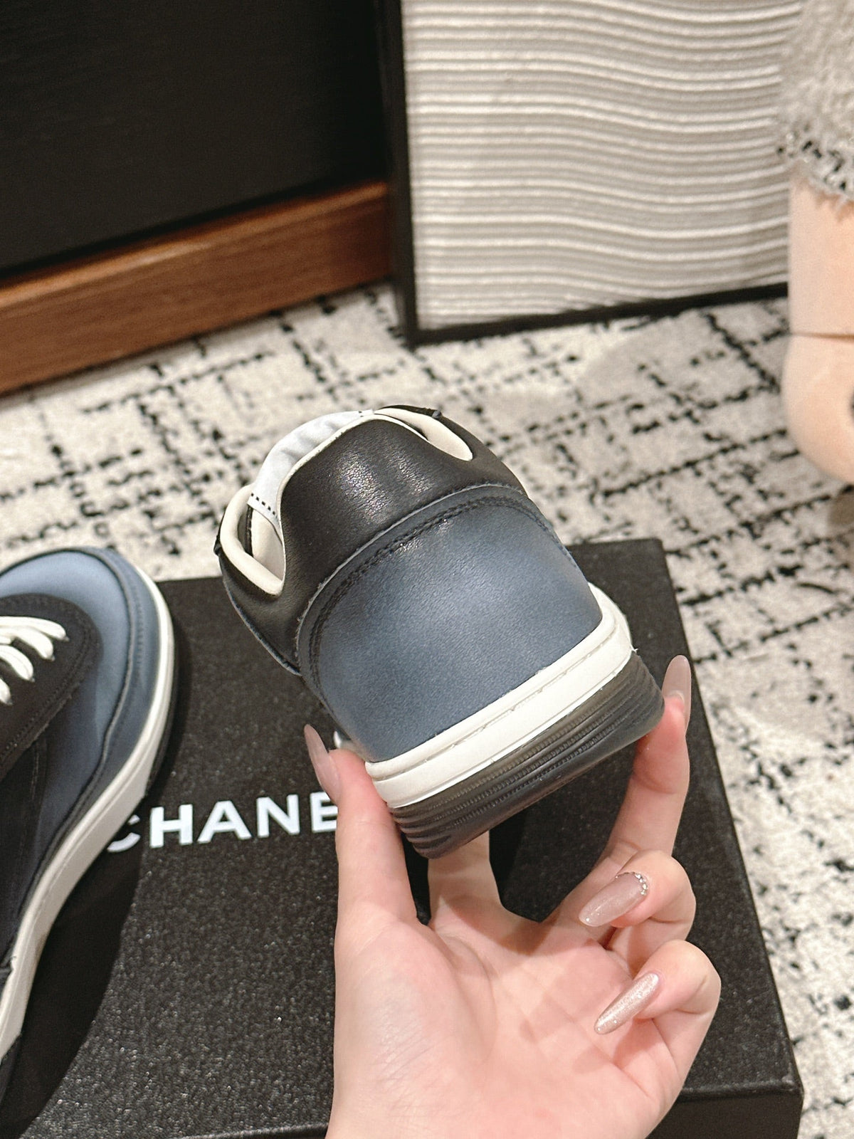 Chanel Sneaker in Black Mix Cool Gray Hand-Polished Calfskin 977825