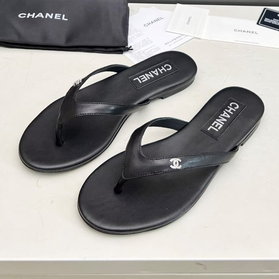 Chanel Thong Slippers in Black Cowhide