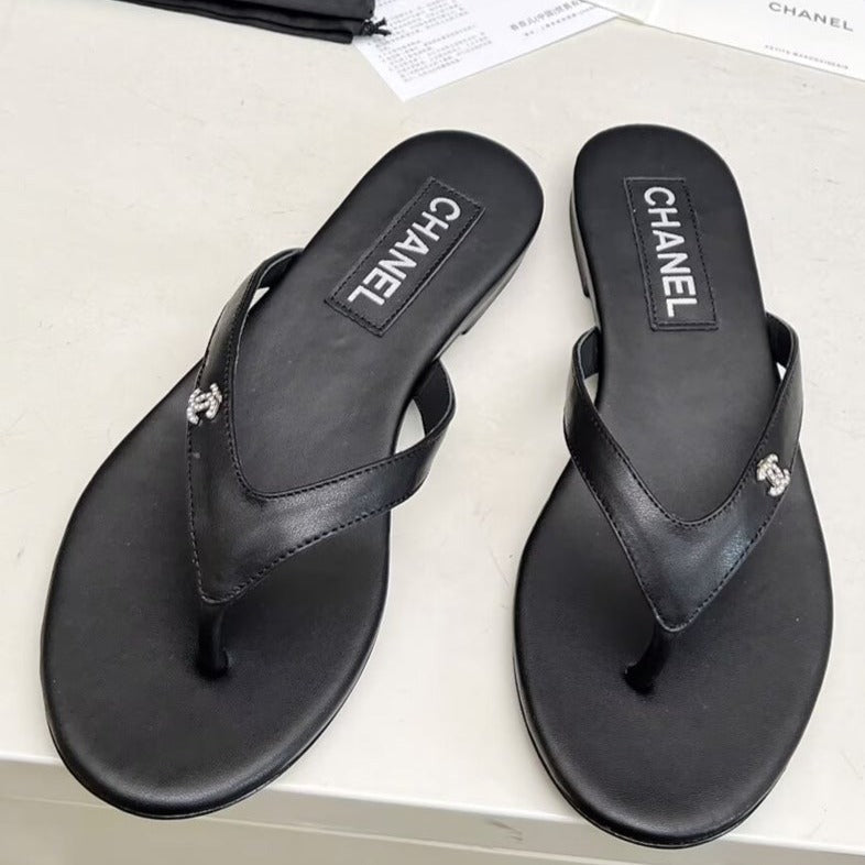Chanel Thong Slippers in Black Cowhide