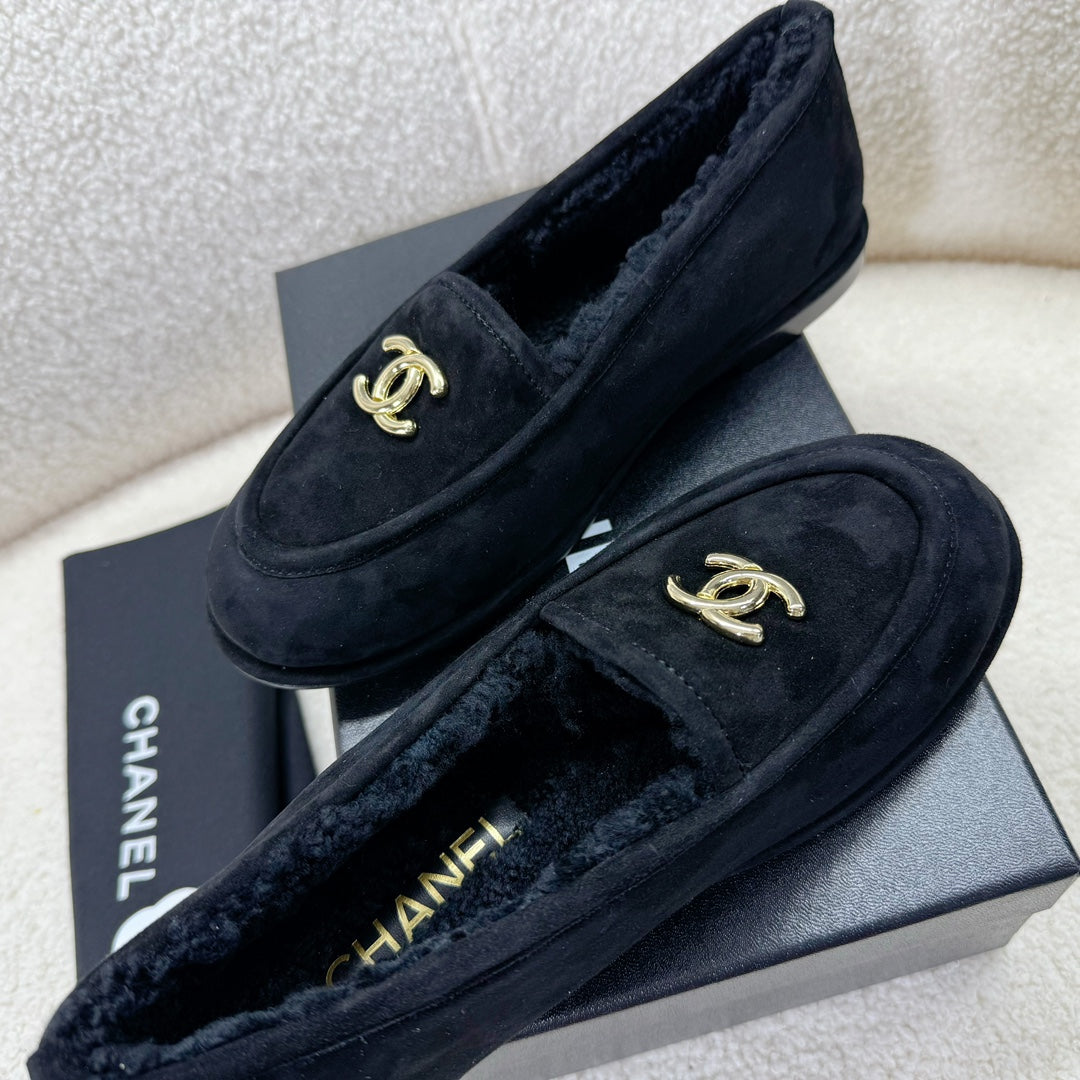 Chanel Loafer in Black Suede and Wool Lining