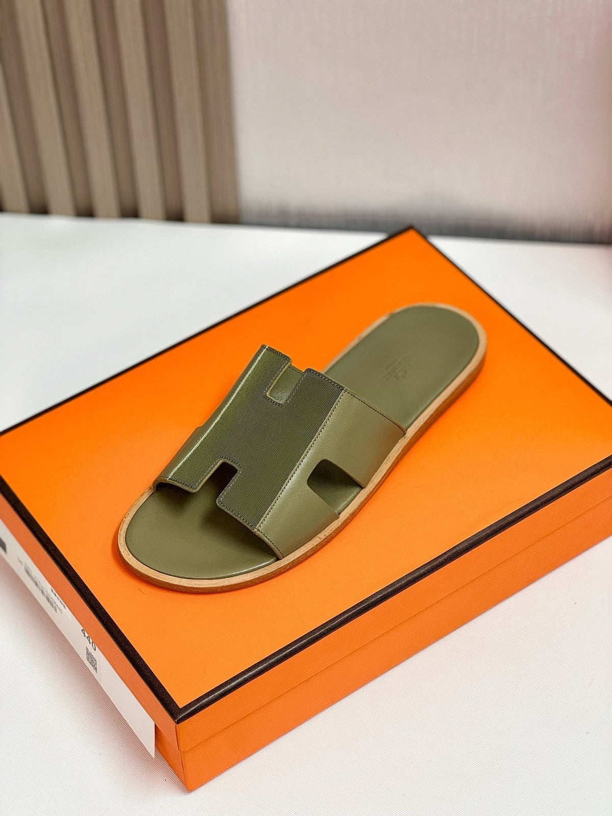 Hermes Izmir Sandal Vert Toundra