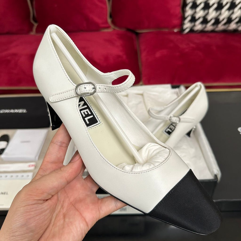 Chanel High Mary Jane in White Calfskin and Black Satin