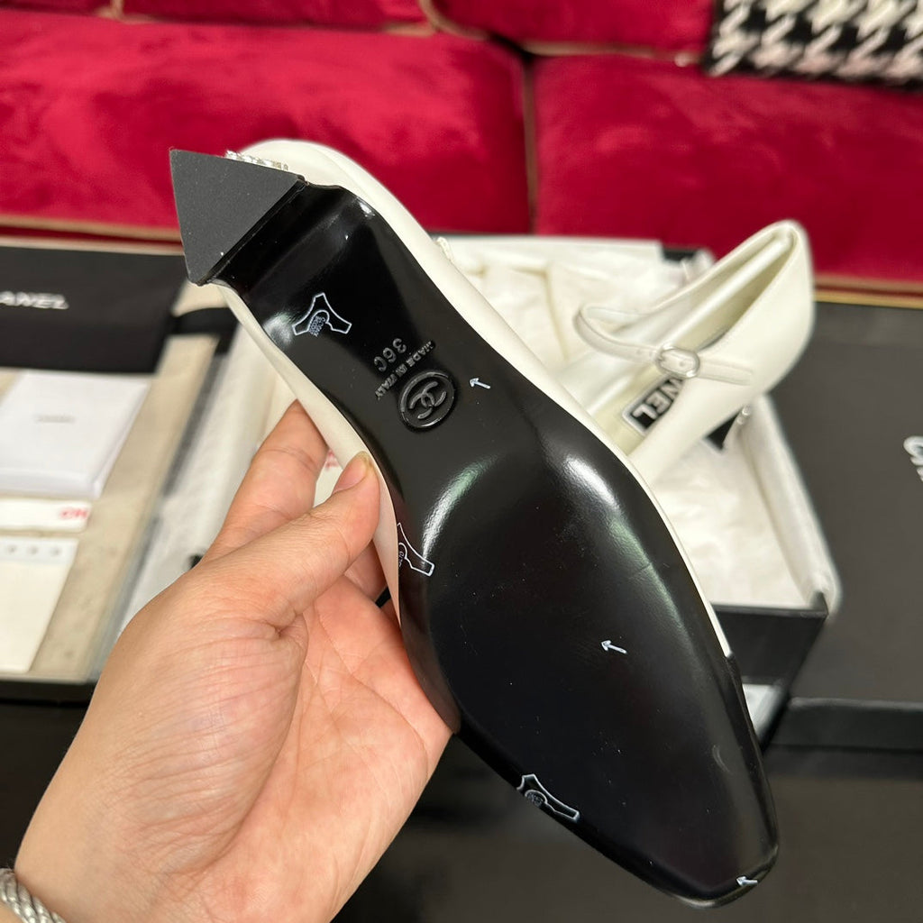 Chanel High Mary Jane in White Calfskin and Black Satin