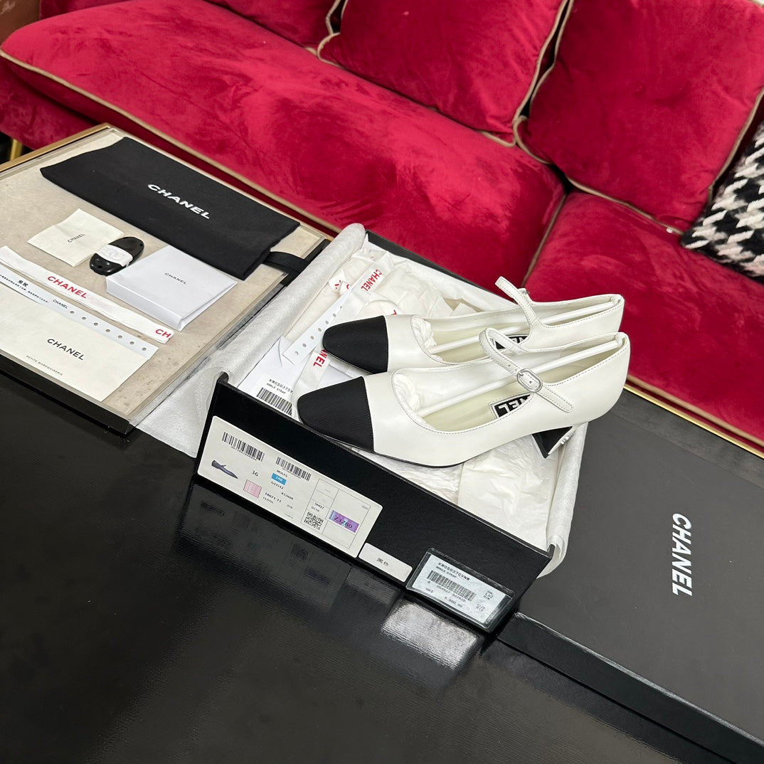 Chanel High Mary Jane in White Calfskin and Black Satin
