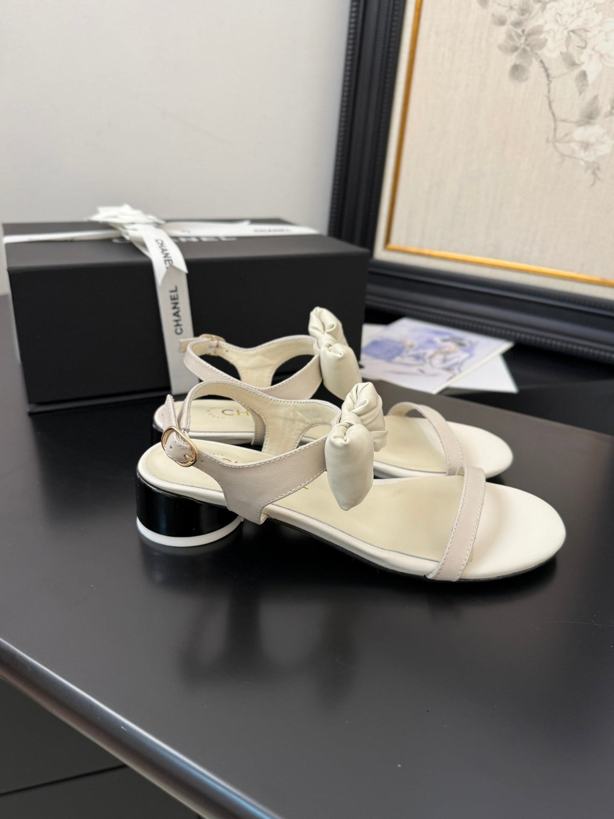 Chanel Flat Sandals 5 mm in White Cream Calfskin
