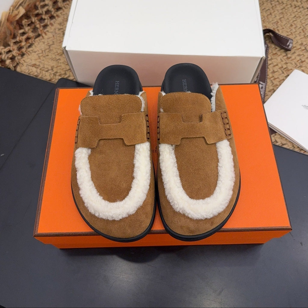 Hermes 25S Mule in Soft Brown Suede Mix White Shearling