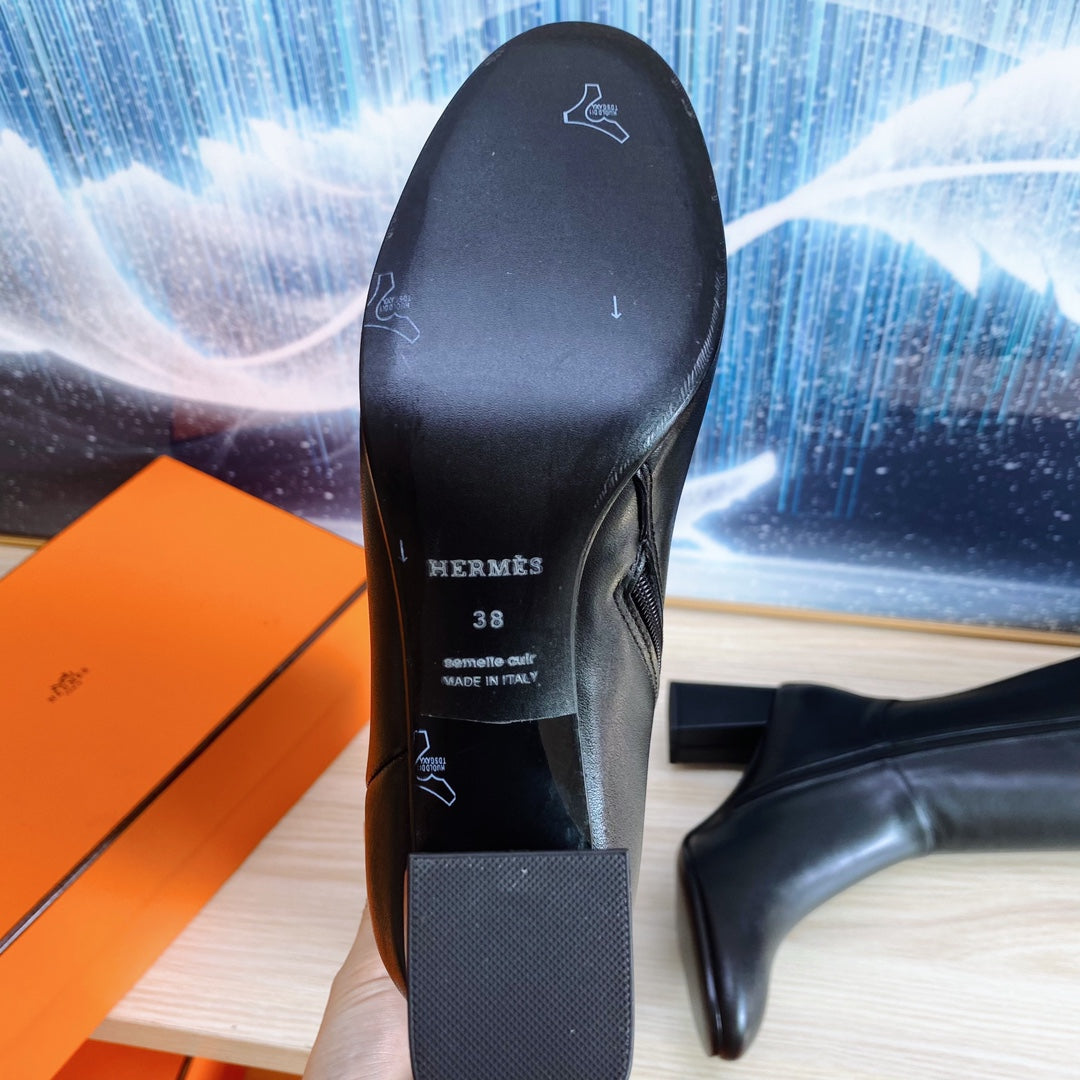 Hermes Story Boot 7 cm in Black Lambskin
