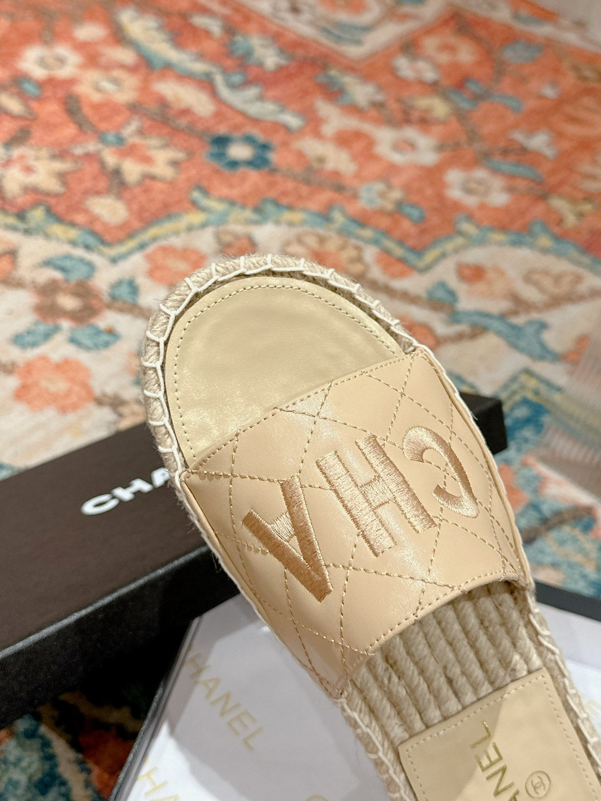 Chanel Flat Slippers in Beige Lambskin Mix Woven