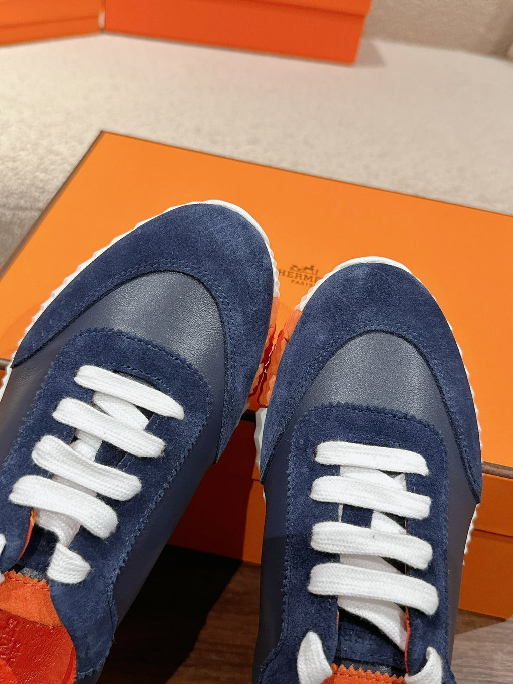 Hermes Mainland Sneaker in Navy Blue Suede and Calfskin 959294