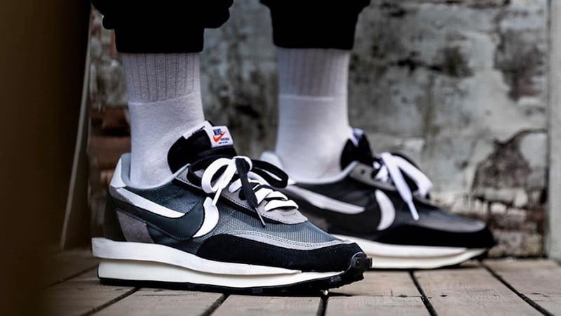 Nike LDWaffle x Sacai Black Sneakers