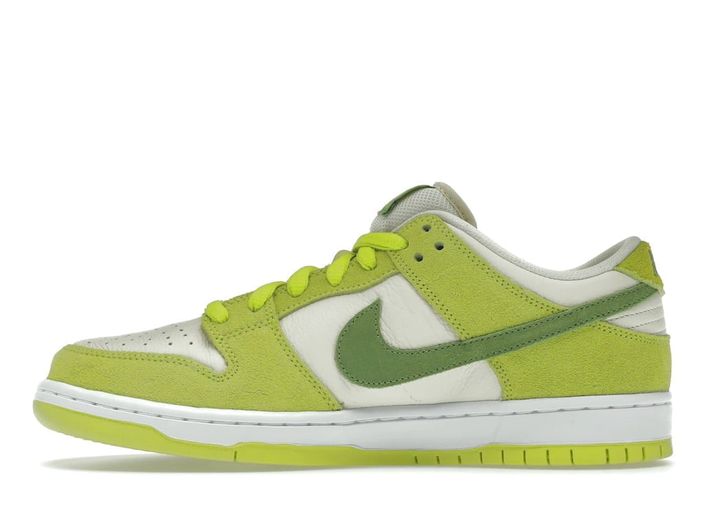 Nike SB Dunk Low Green Apple Sneakers