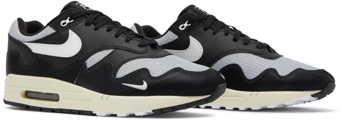 Patta x Nike Air Max 1 Black White (With Bracelet) Sneakers