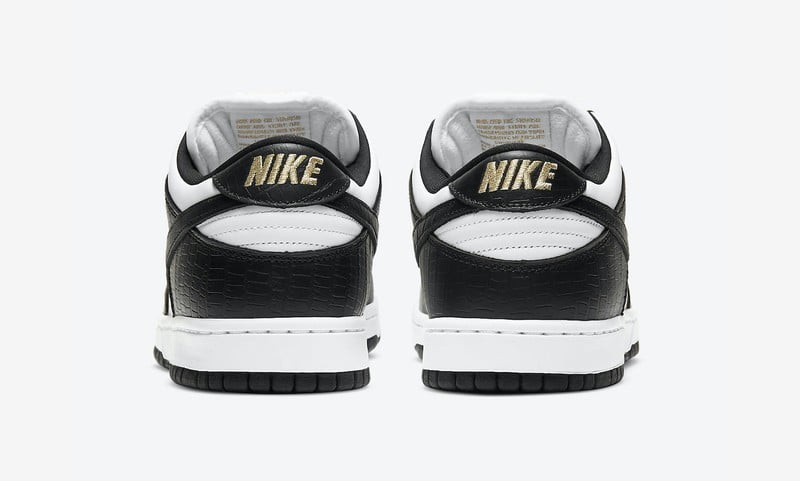 Supreme x Nike SB Dunk Low Stars Black Sneakers