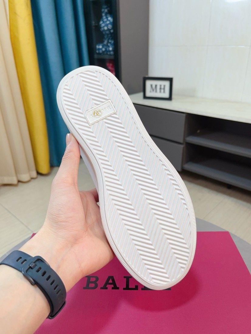 BALLY White Red Heel Low-Top Sneakers — back