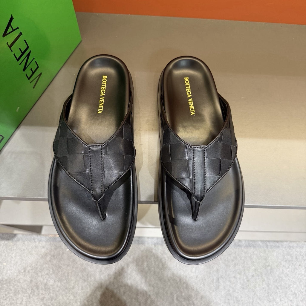 Bottega Veneta Black Woven Thong Sandals — hero
