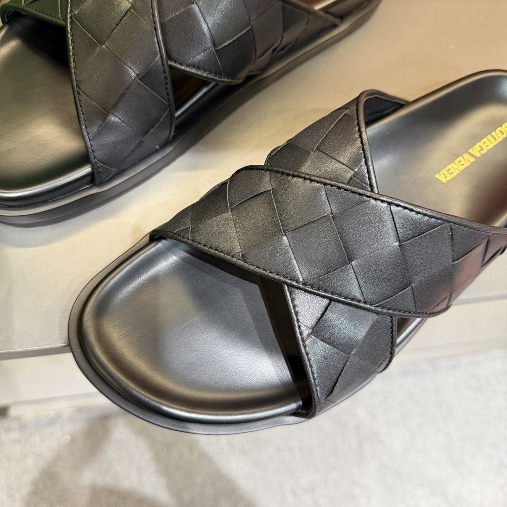 Bottega Veneta Black Woven Slide Sandals — detail