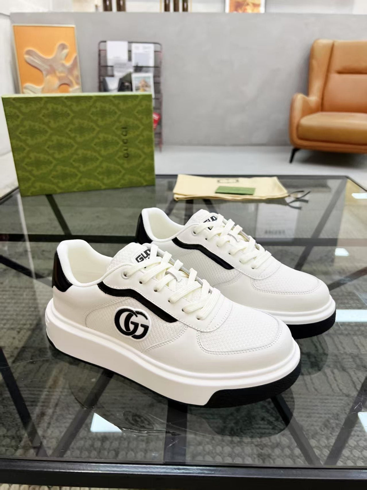 GUCCI White and Black Low-Top Sneakers — side