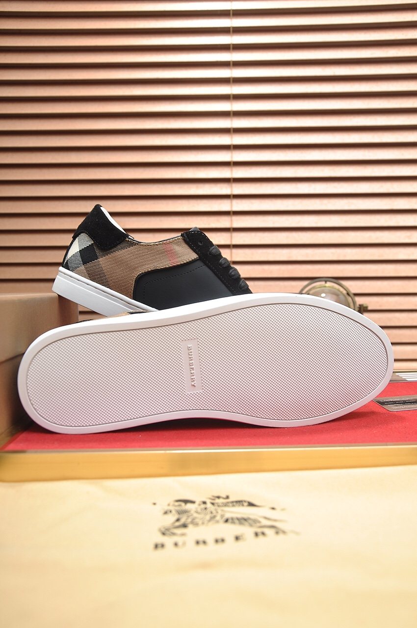 Burberry Check Heel Low-Top Sneakers — side