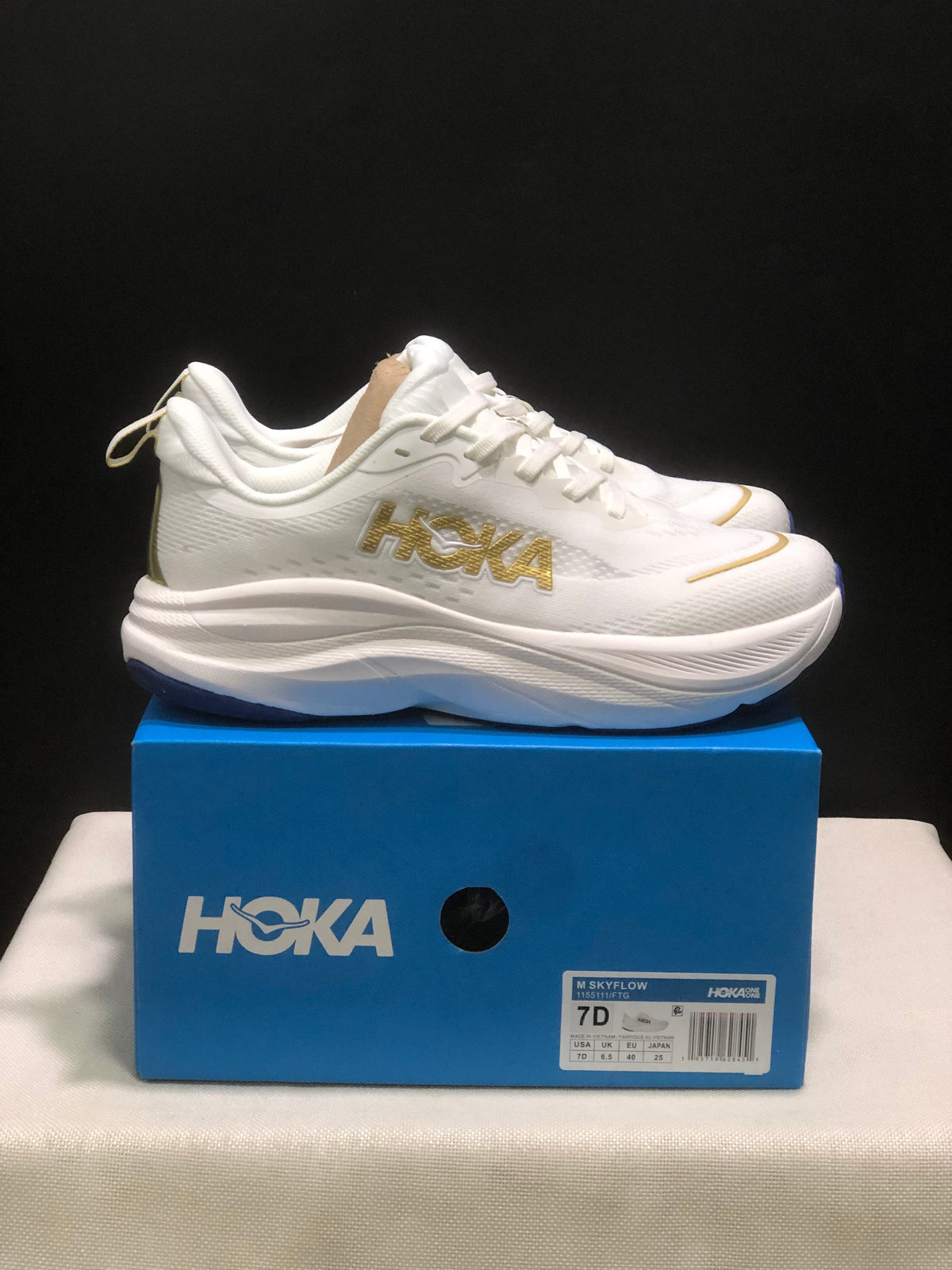 HOKA ONE ONE Skyflow Running Shoes