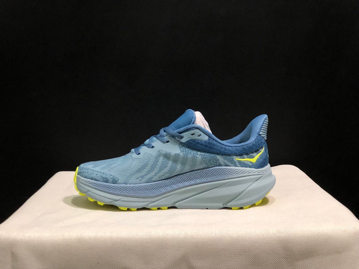 HOKA ONE ONE Challenger 7 Trail Running Shoes