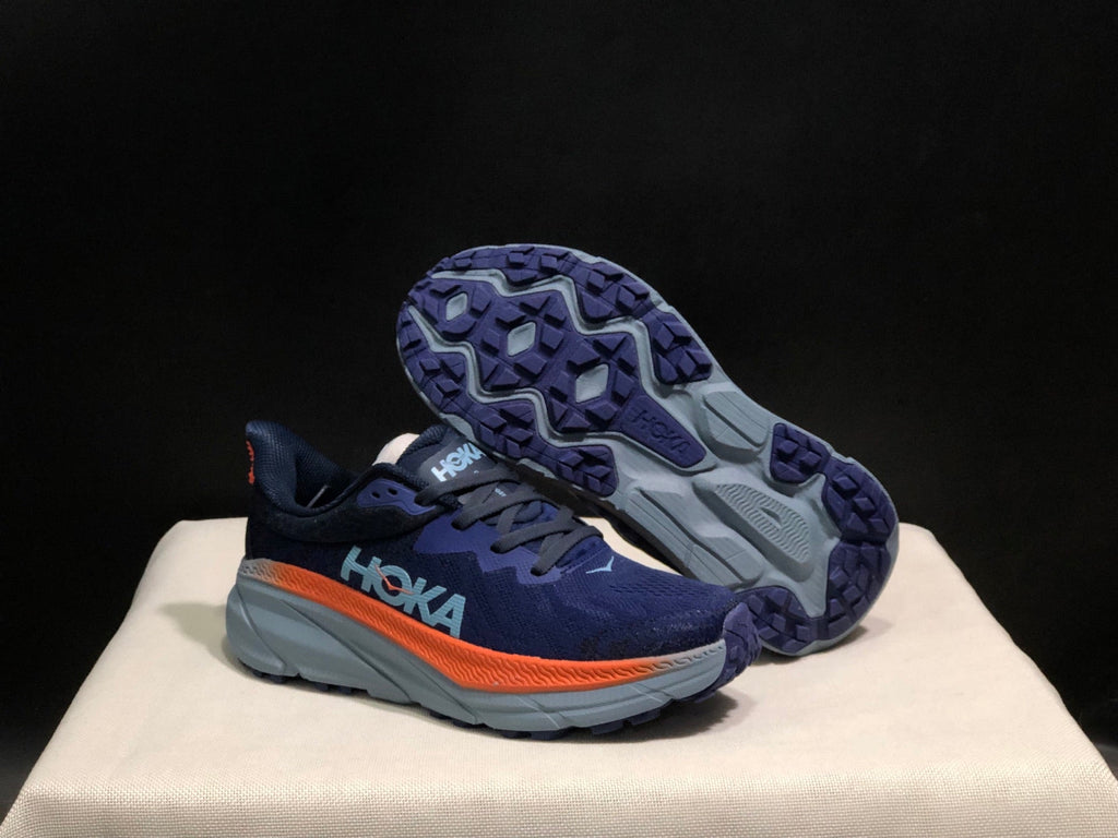 HOKA ONE ONE Challenger 7 Trail Running Shoes